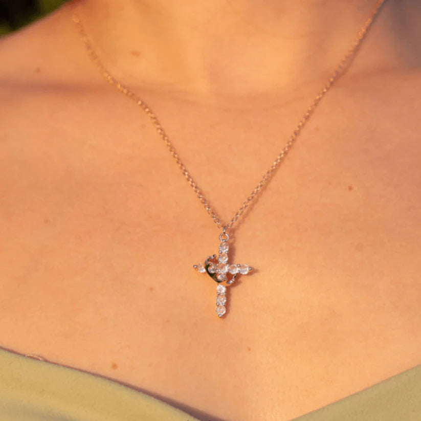 Collar Cruz Eterna - 2x1
